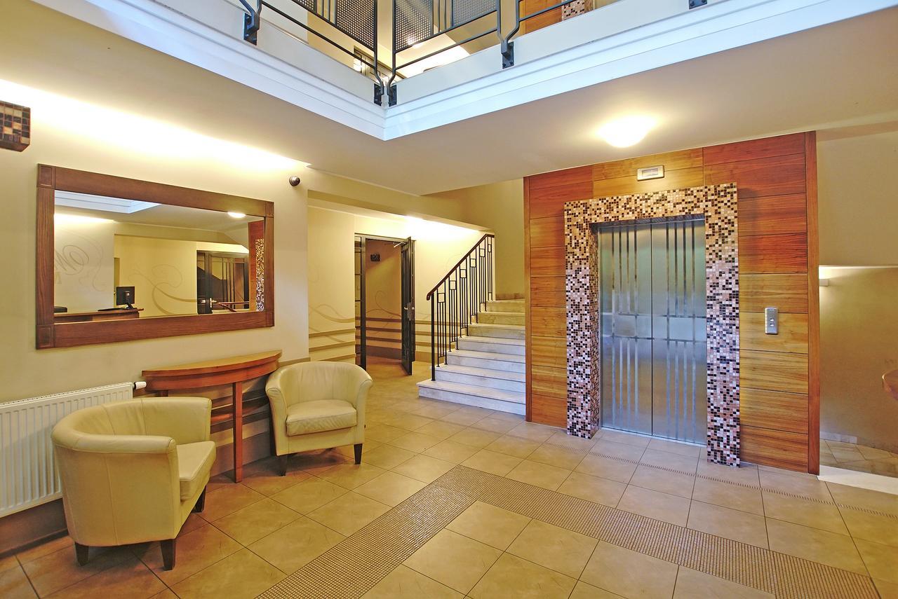 Beachfront Apartment Haga With Free Parking By Noclegi Renters Sopot Bagian luar foto